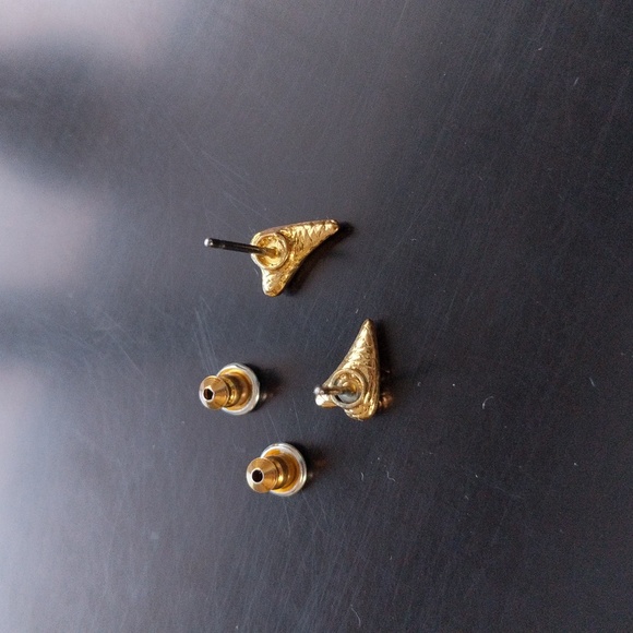 NWT Pilgrim Love Little Heart Stud Earrings - Picture 6 of 8